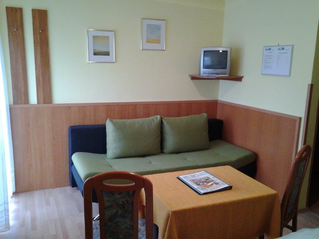 Arkadenhaus Steiner Bed and Breakfast Podersdorf am See Buitenkant foto