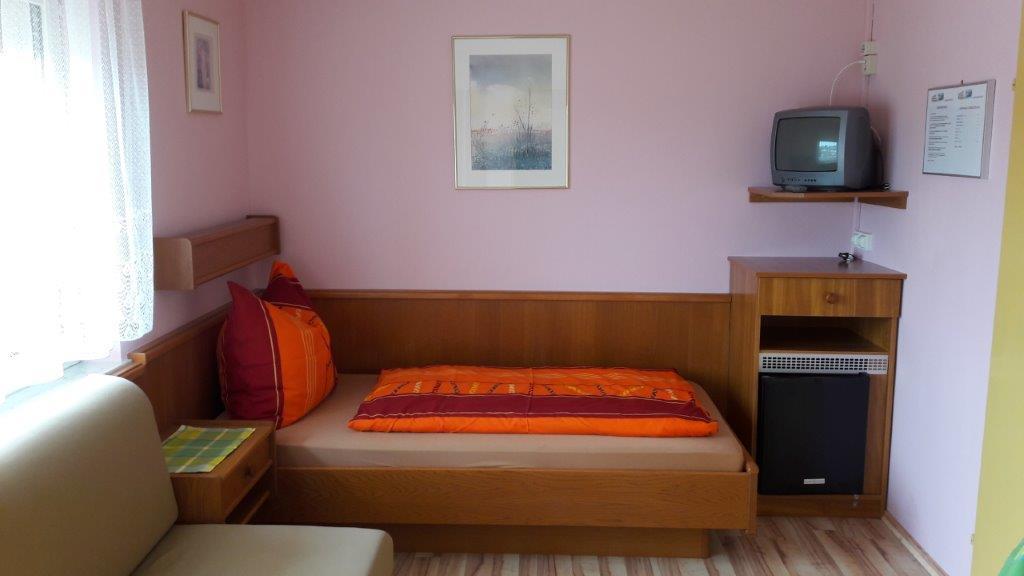 Arkadenhaus Steiner Bed and Breakfast Podersdorf am See Buitenkant foto